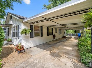 2 Bostic Pl, Asheville, NC 28803