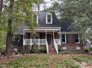 6137 River Landings Dr, Raleigh, NC 27604