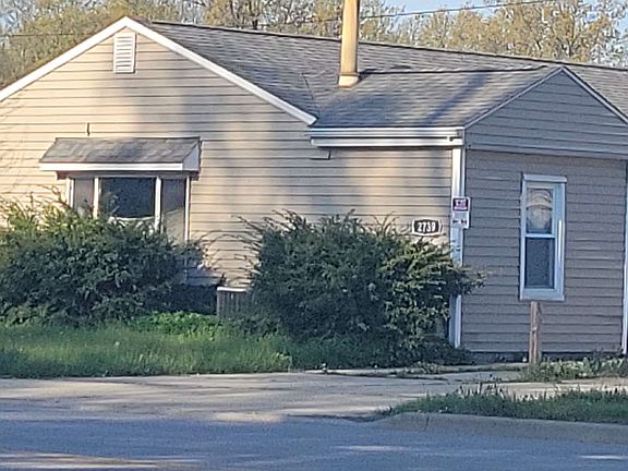 2nd image of 2739 N Main St