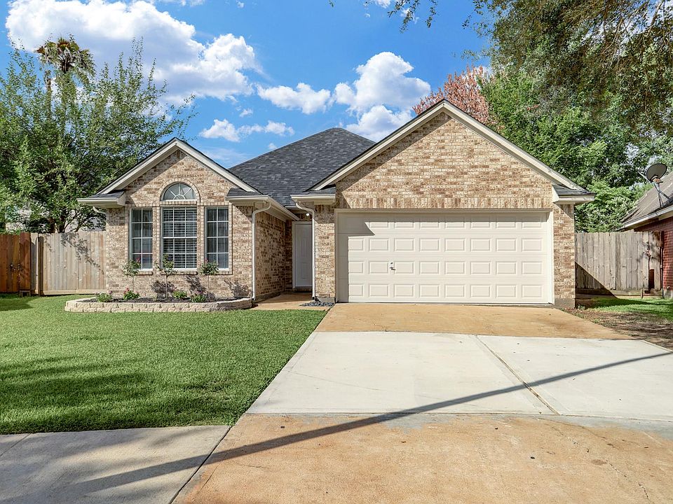 1st image of 411 Kensington Ct