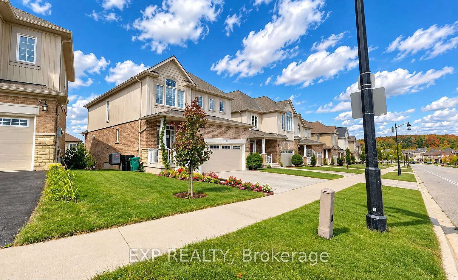 4 bed, $2,995 — Photo 2