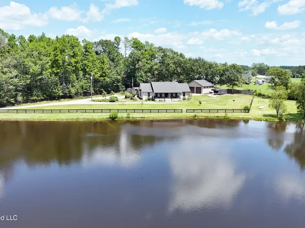 17114 Doc Lizana Rd, Gulfport, MS 39503