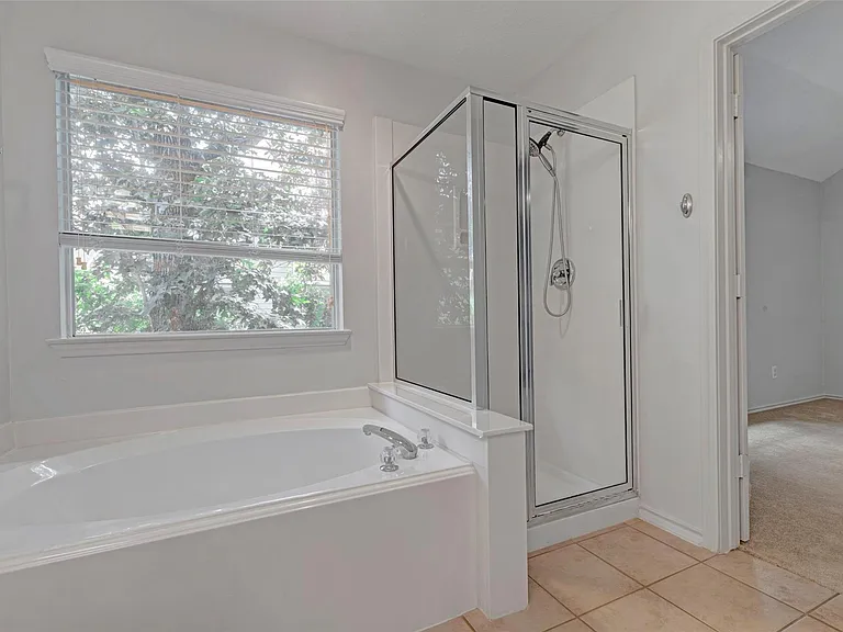 218 Blushwood Pl — Photo 15