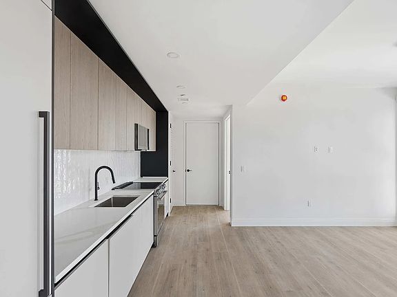 2nd image of 205 E 110th St #1212