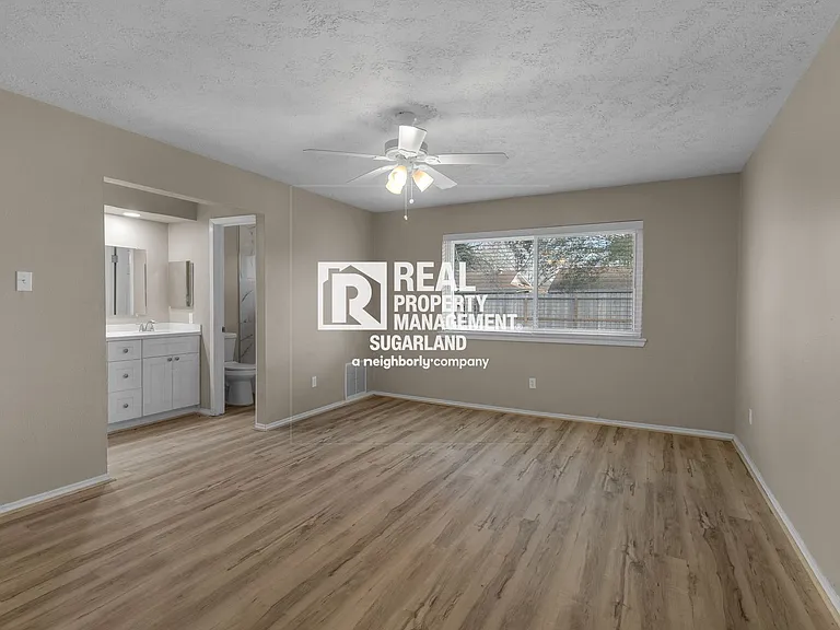 10515 Long River Dr — Photo 7