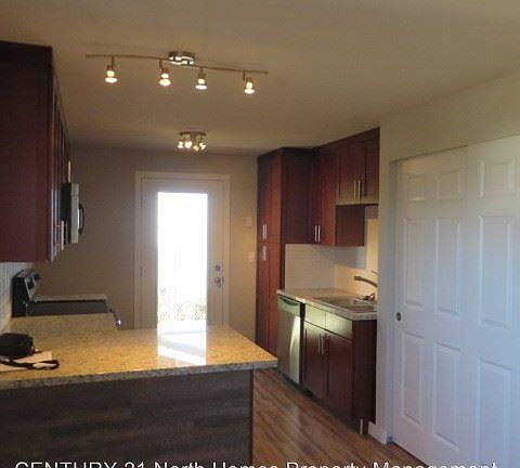 3rd image of 8702 14th St NE
