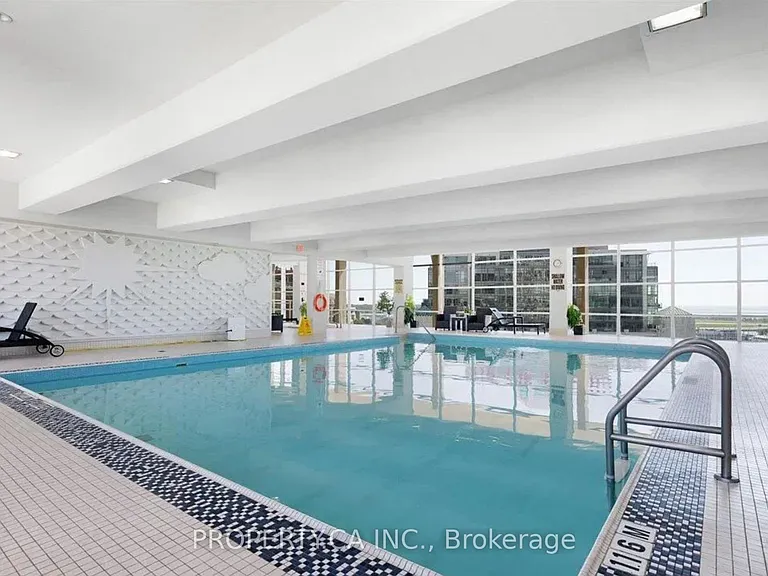 628 Fleet St #327 — Photo 11