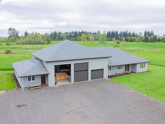 2nd image of 14714 NE 152nd Ave