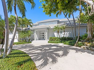 129 Woodbridge Road, Palm Beach, FL, 33480
