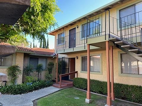 1st image of 2431 Anna Dr #4