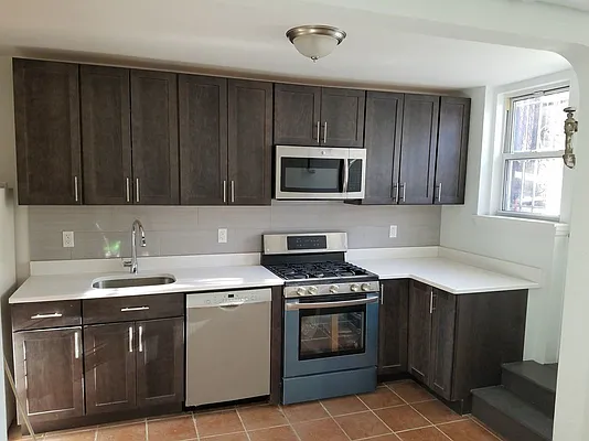 Rented by JW Real Estate Services LLC | media 18