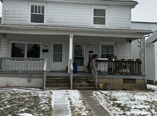 415 N 8th St, Selinsgrove, PA 17870