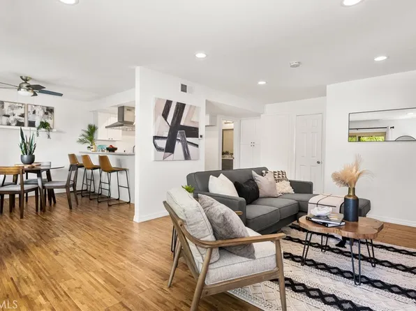 19152 Shoreline Ln Unit 8, Huntington Beach, CA 92648