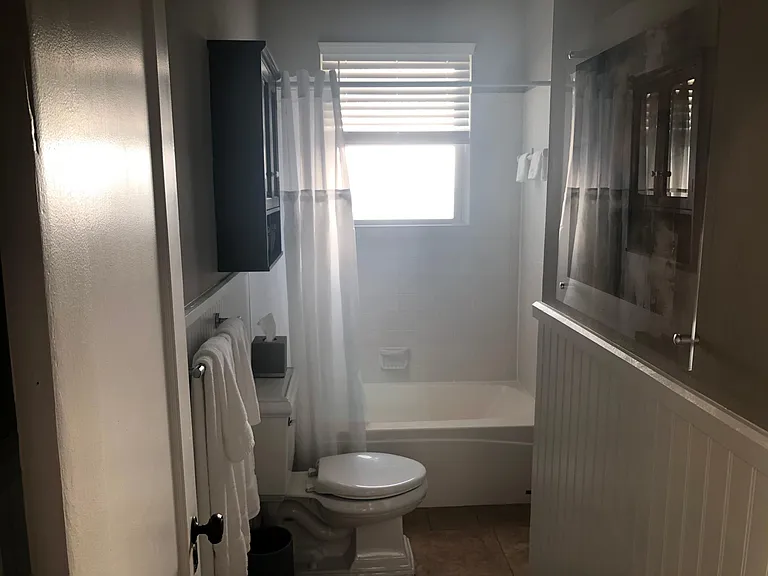 1154 Jefferson St #D — Photo 27