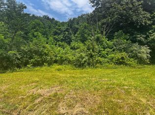 420 Highland Hills Dr, Howard, OH