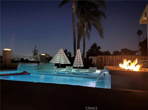 5813 Old Ranch Rd, Riverside, CA 92504