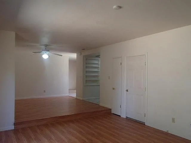 2109 California Dr — Photo 6