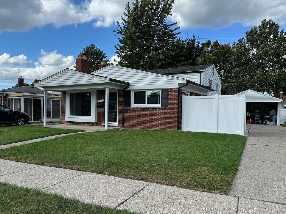 1st image of 1267 Parliament Ave