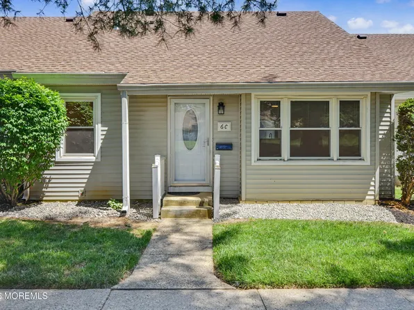 6 Plaza De Las Flores #C, Freehold, NJ 07728