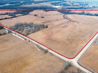 23685 Cantrell Rd, Tonganoxie, KS 66086