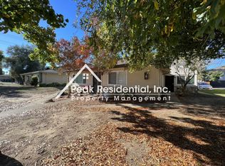 905 Carro Dr, Sacramento, CA 95825