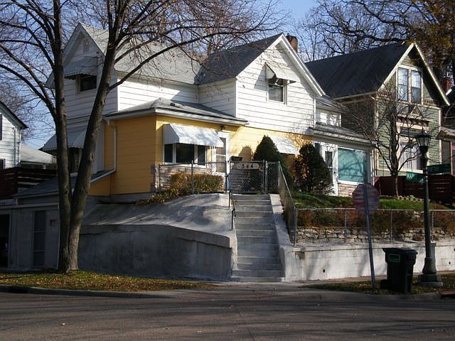 2nd image of 344 Maple St