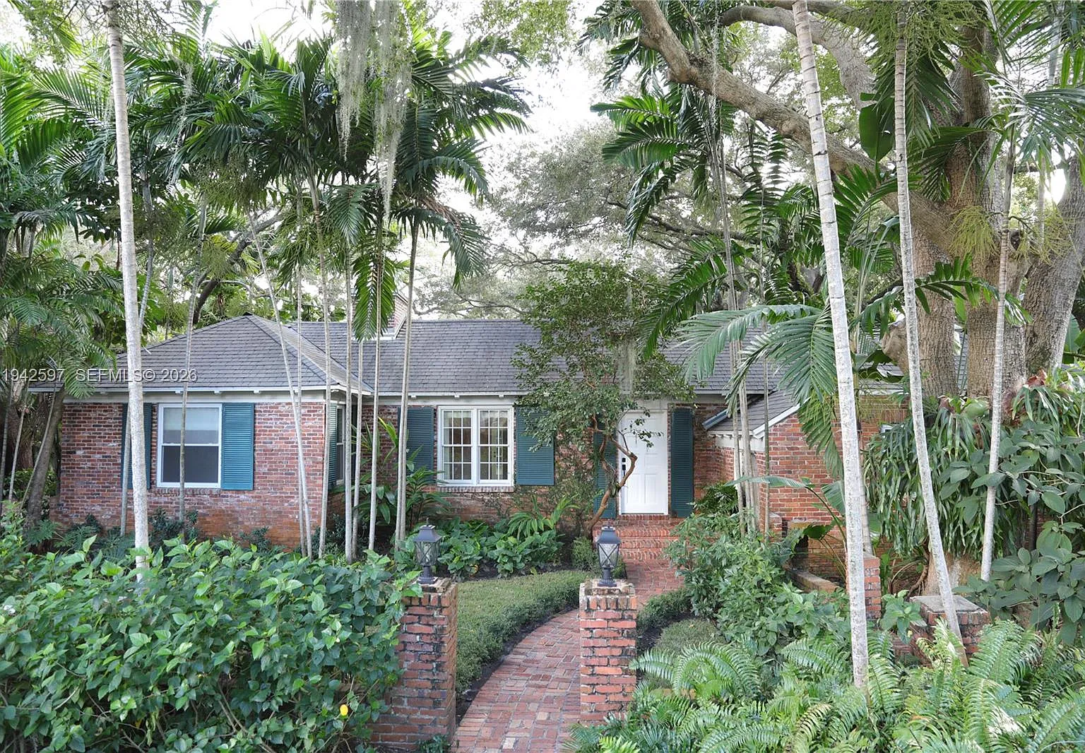 Bay Point — Photo 1