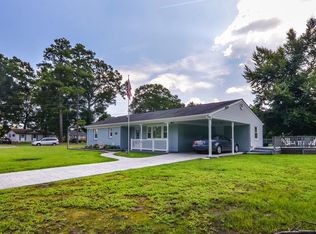 293 Chrystal Rd, Colonial Beach, VA 22443