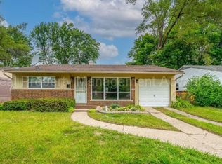 22041 Jerome St, Oak Park, MI 48237