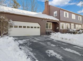 9 Sutton Pl, Lewiston, ME 04240
