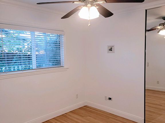 3rd image of 1-626 Broadway St #1