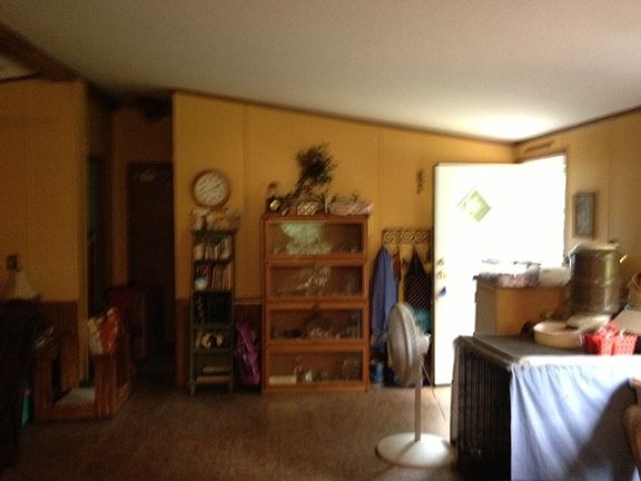 4th image of 257 Olinger Ln