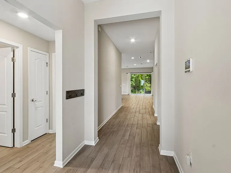 70305 Winding River Dr — Photo 3