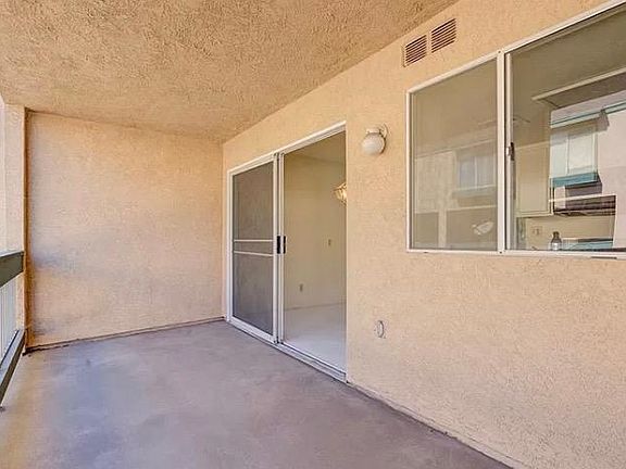 4th image of 22123 Figueroa St Unit 119