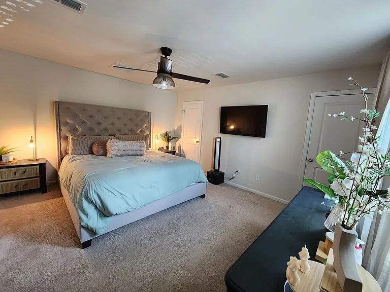 6816 Ludell Ln — Photo 8