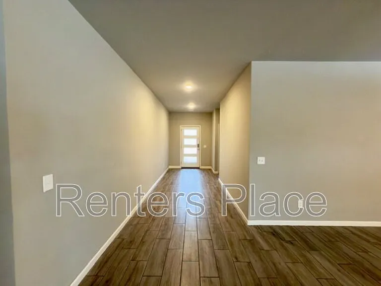 13936 S Ironwood Pl E — Photo 9