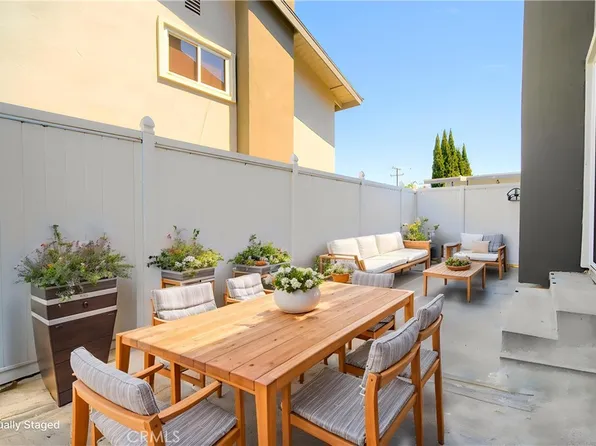 2615 Voorhees Ave Unit 7, Redondo Beach, CA 90278