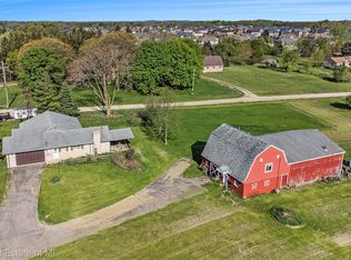 51714 Nine Mile Rd, Northville, MI 48167