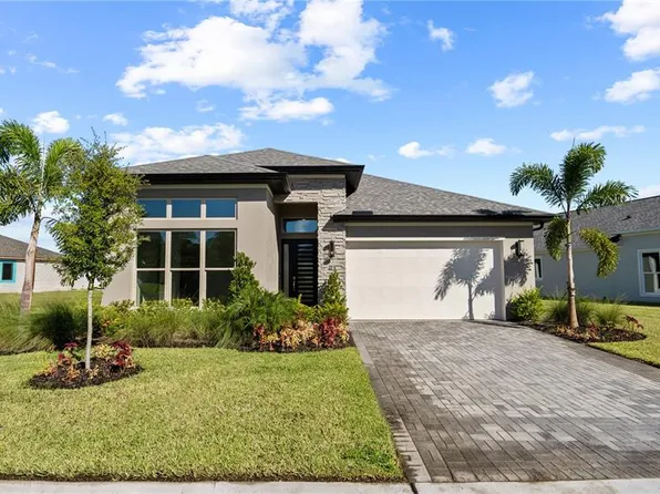 413 Sun Chaser Dr, Nokomis, FL 34275