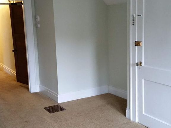 5th image of 133-35 Roosevelt Ave Floor 3