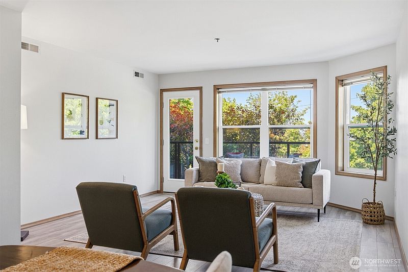 5th image of 705 N State Street #102