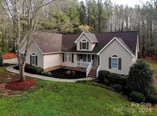 433 Pitts Rd, Catawba, SC 29704