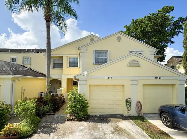 11848 SW 100th St, Miami, FL 33186