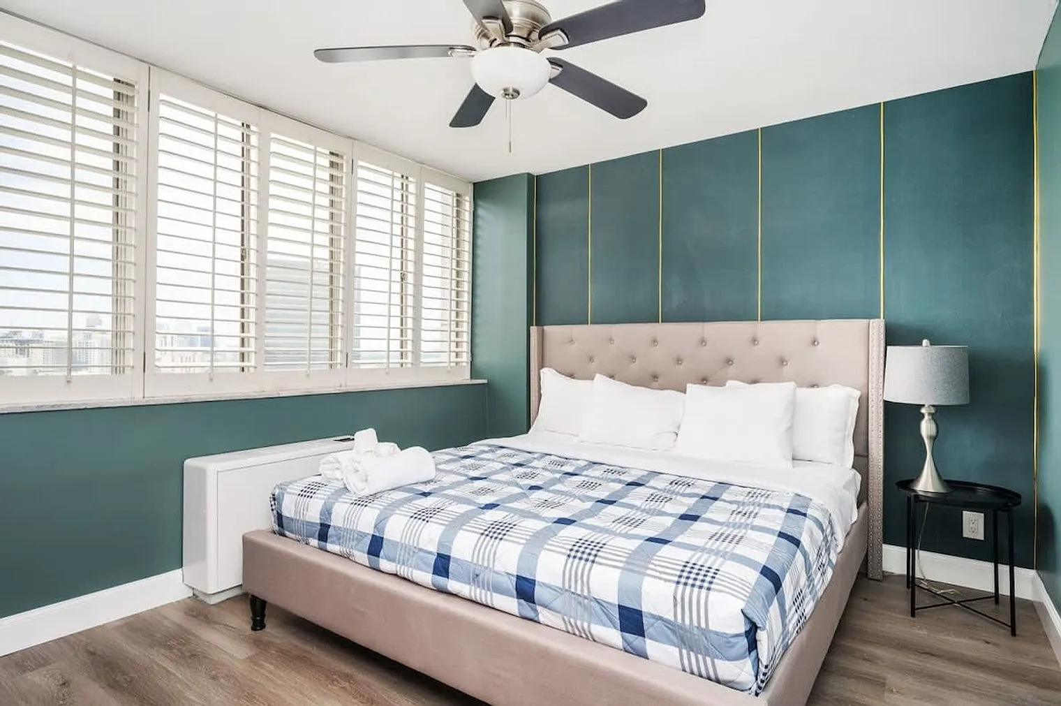 1 bed, 1.0 bath, 592 sqft, $2,125 — Photo 3