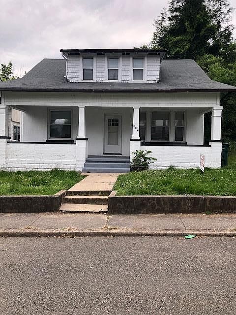 1st image of 612 Moore St