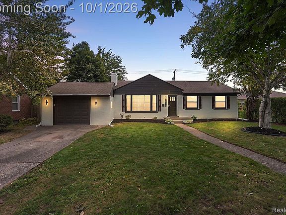 2nd image of 3830 Ravena Ave