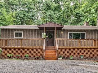 3080 Woodland Rd, Ambridge, PA 15003