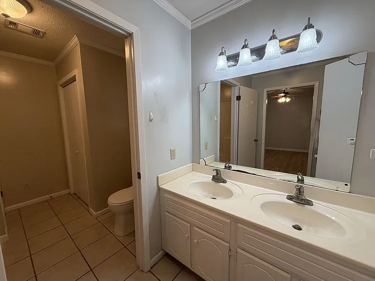 556 County Road 1460 — Photo 10