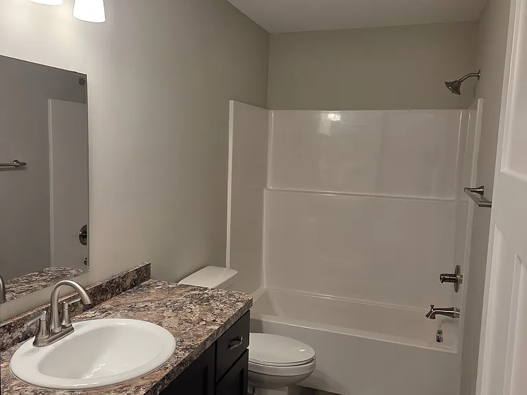 1029X Holton Ave — Photo 9