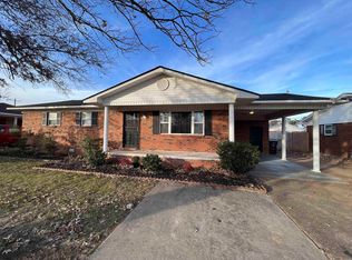 1402 W Main St, Walnut Ridge, AR 72476